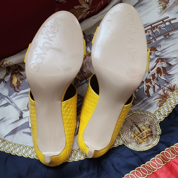 Calvin Klein Cecily Snake Embossed Open-toe Mule Heels - Picture 4 of 6